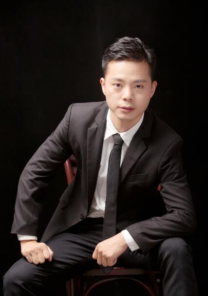 
	天赋云研究院研究员



	李巧明 老师

