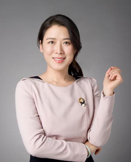 
	天赋云研究院研究员



	李绮君 老师

